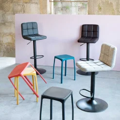 Banco de bar castanho DELEK