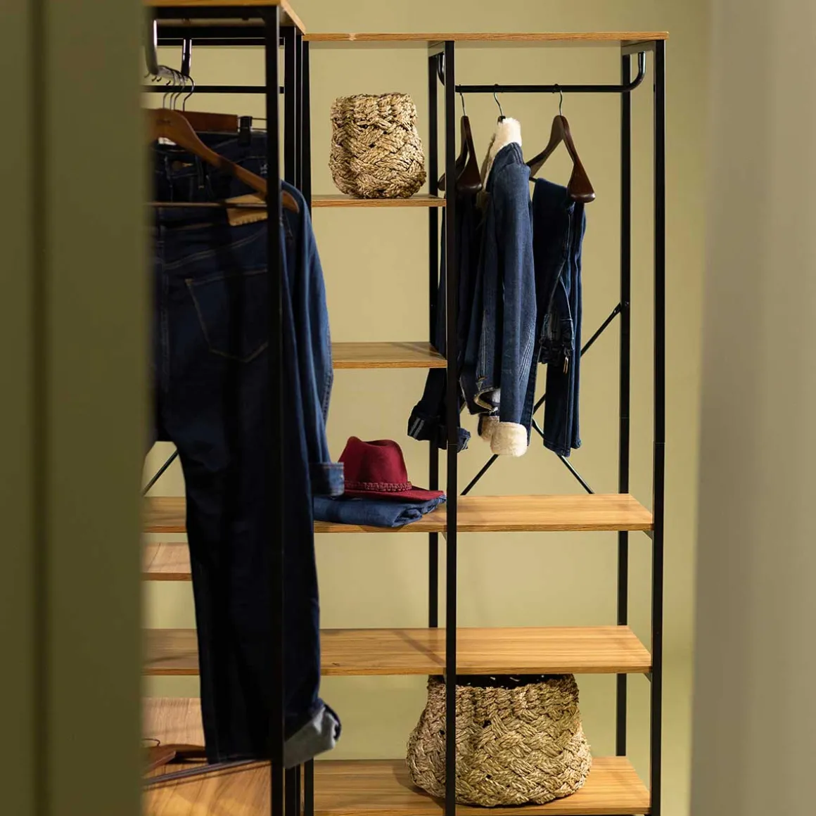 Cabide VINTAGE de madeira para casacos