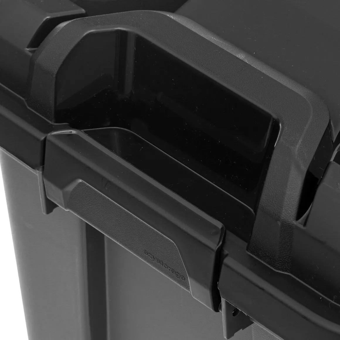 Caixa de arrumação preta 55l