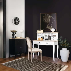 Candeeiro de mesa dris bola branca e base reta dourada