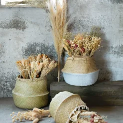 Cesto decorativo seagrass natural e base branca com pegas
