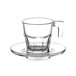Chávena de café em vidro com pires