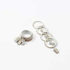Conjunto de 8 argolas com mola branca e dourada
