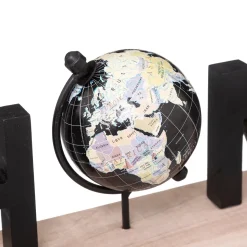 Decoração HOME em madeira com globo