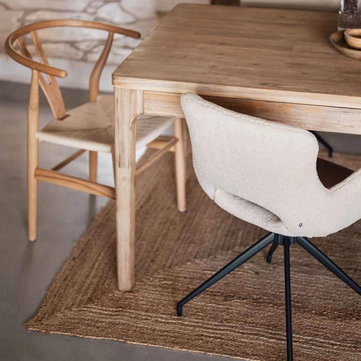 Poltrona PRIAM bege em madeira