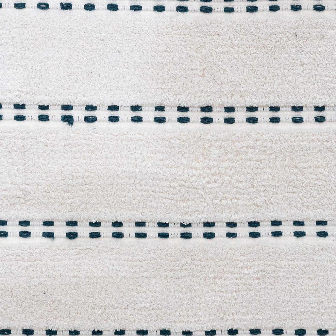 Tapete wc SOLAR azul petróleo com pompons 50x75cm