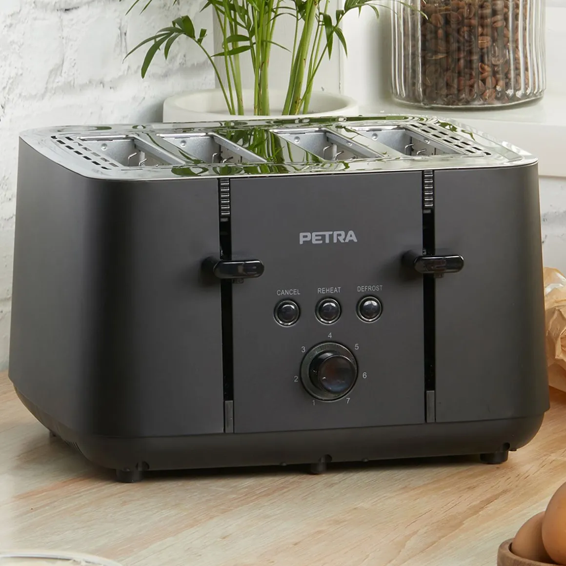Torradeira Petra preta mate para 4 fatias