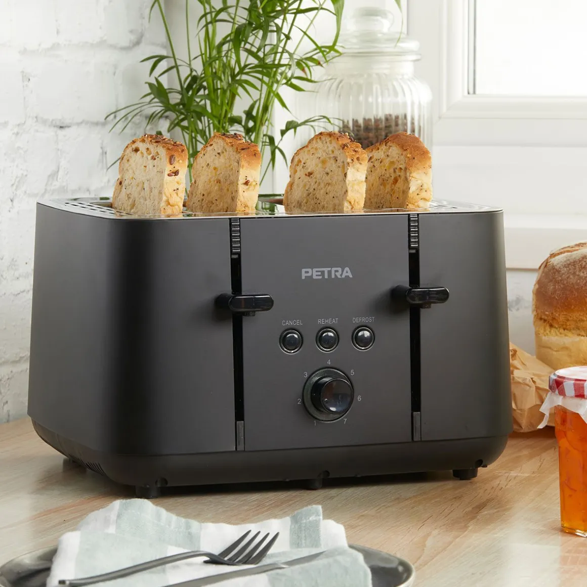 Torradeira Petra preta mate para 4 fatias